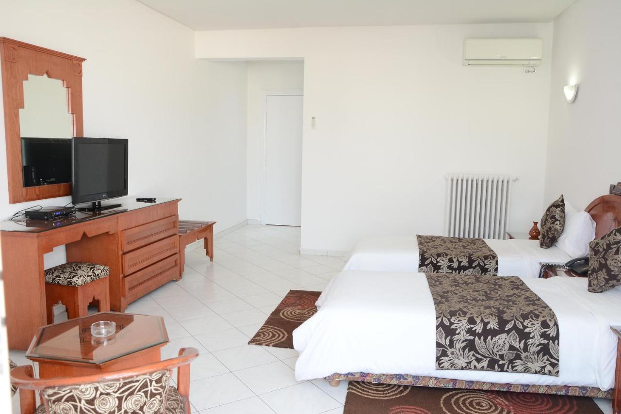 Hotel Bouregreg Rabat Bagian luar foto